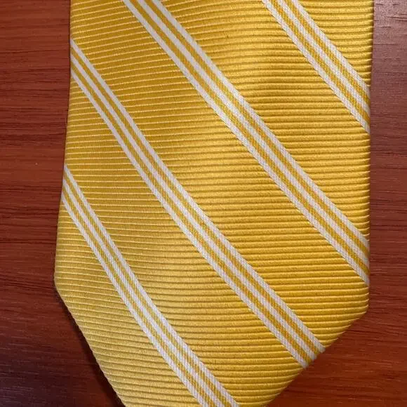 Brooks Brothers Men's Yellow w/White Diagonal Stripe English Silk Tie Preppy - Picture 3 of 11